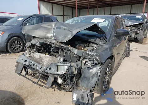 2016 Ford Focus Se z USA, uszkodzony, nr VIN 1FADP3F20GL391138